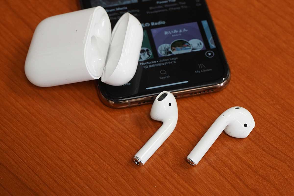 AirPods 2 (беспроводная зарядка чехла) купить по лучшей цене в Москве: цена  на Эпл АйрПодс 2 с беспроводной зарядкой чехла в Москве и России -  KUPIDIGITAL.RU тел.+7 (499) 394-41-38